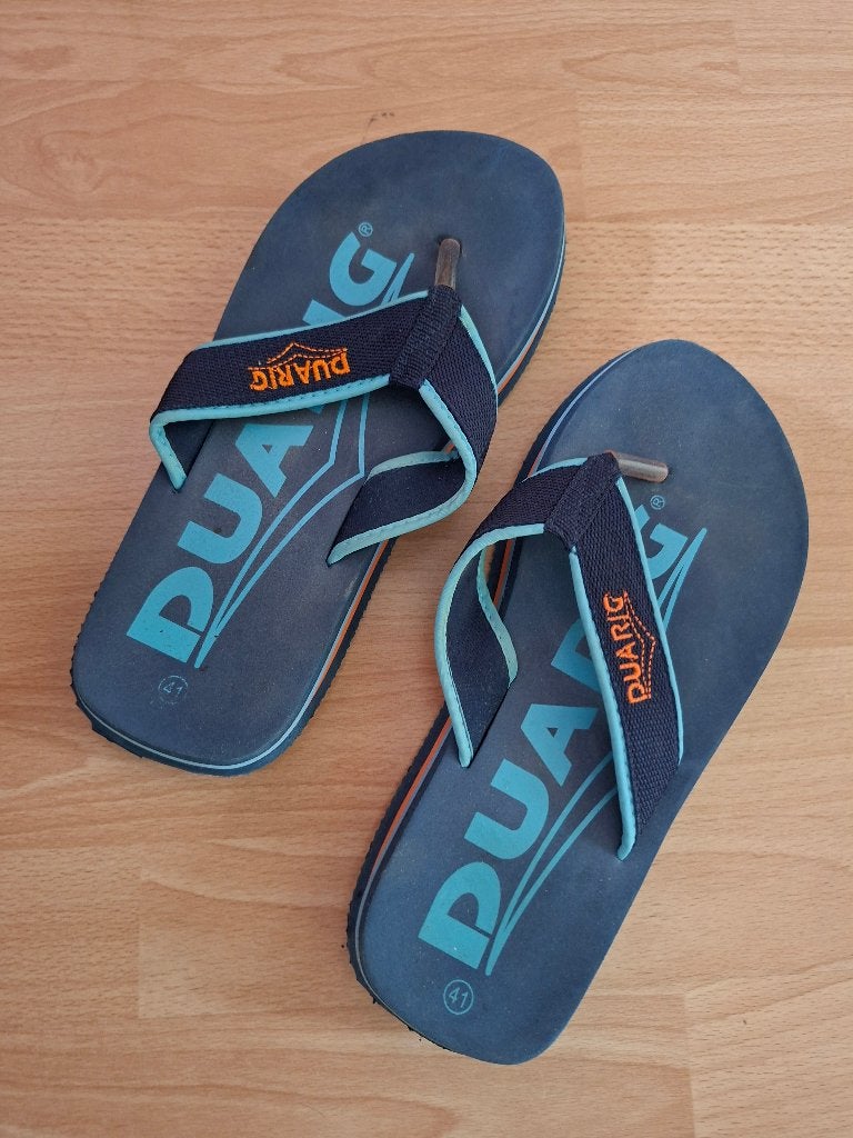 teenslippers Duarig maat 41, Ophalen of Verzenden