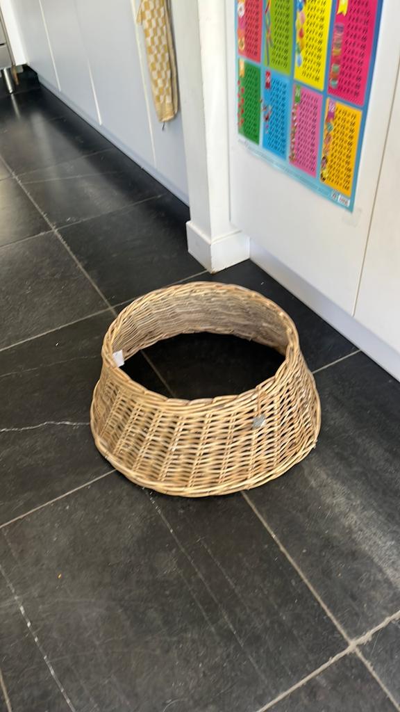 Rieten/Rotan Kerstboom mand voor om het standaard, Diversen, Kerst, Ophalen of Verzenden