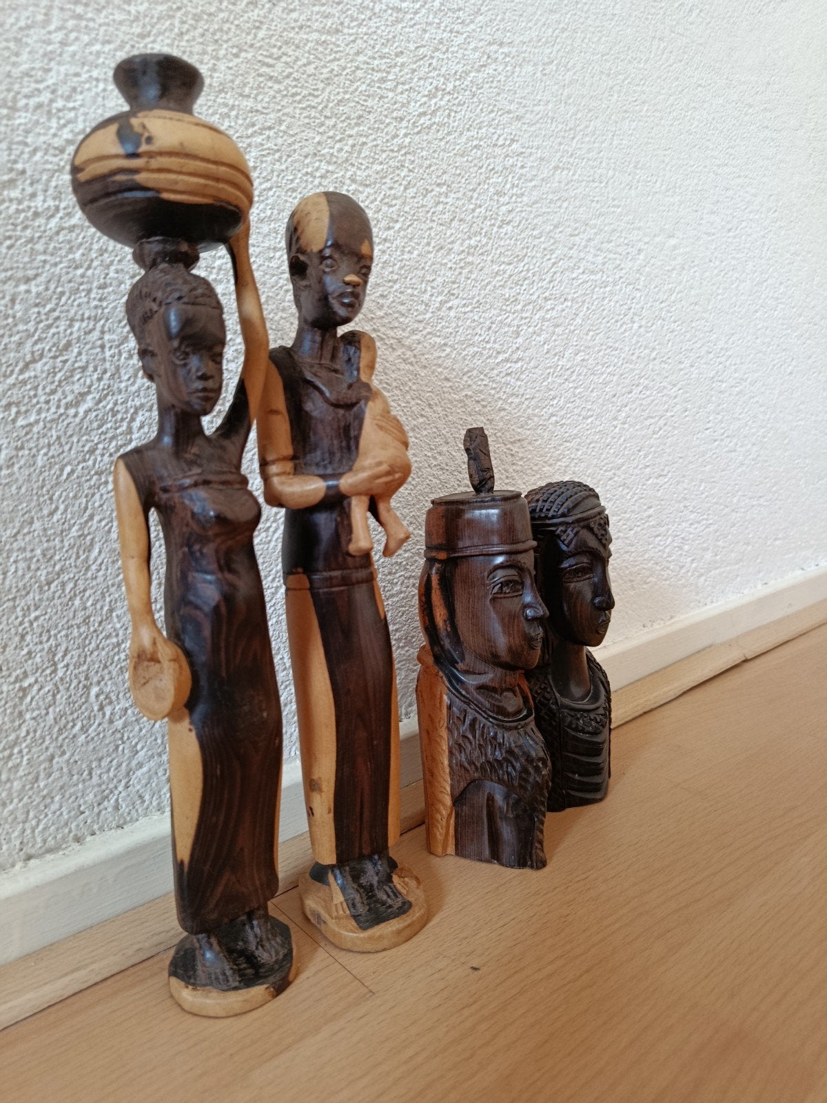 4 stuks Afrikaans houtsnijwerk, Hout, Bruin, Afrika, Ophalen of Verzenden