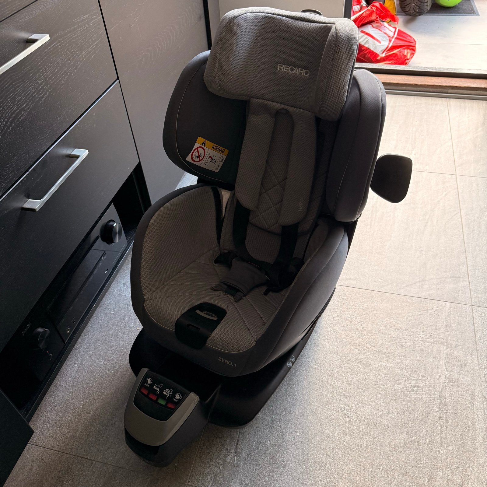 2 x autostoelen Recaro Zero.1 i-Size autostoel (grijs), Gebruikt, 0 t/m 18 kg, Verstelbare rugleuning, Isofix