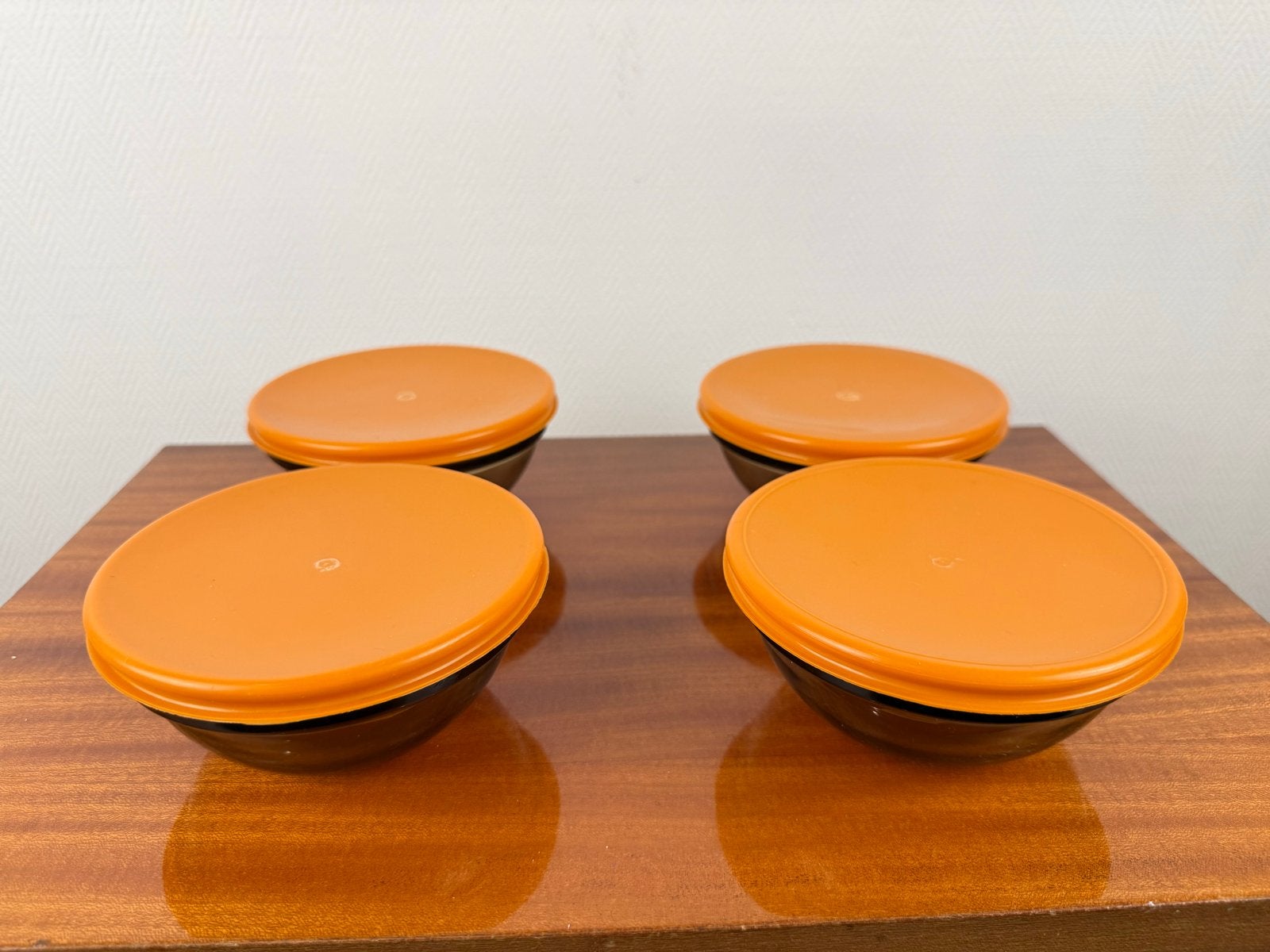 Set van 4 vintage Arcopal France schaaltjes met deksel, Schaal, Oranje, Ophalen of Verzenden, Zo goed als nieuw