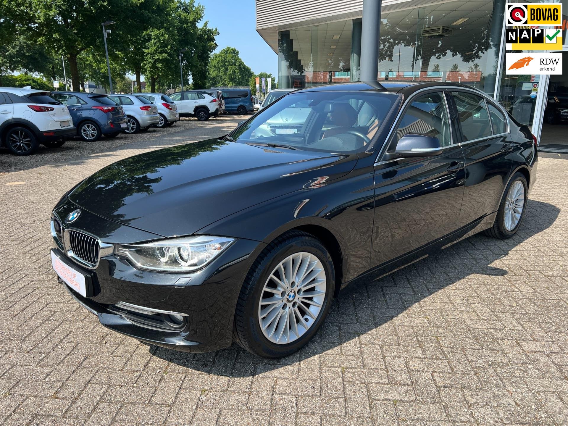 BMW 3-serie 320i EfficientDynamics Edition High Executive Au, Achterwielaandrijving, Gebruikt, Euro 6, 4 cilinders