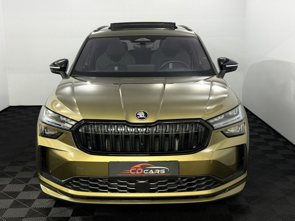 Skoda Kodiaq 1.5 TSI PHEV Sportline Business Plug-in Panoram, Auto's, Skoda, 4 cilinders, Bruin, Leder en Stof, Automatische klimaatregeling