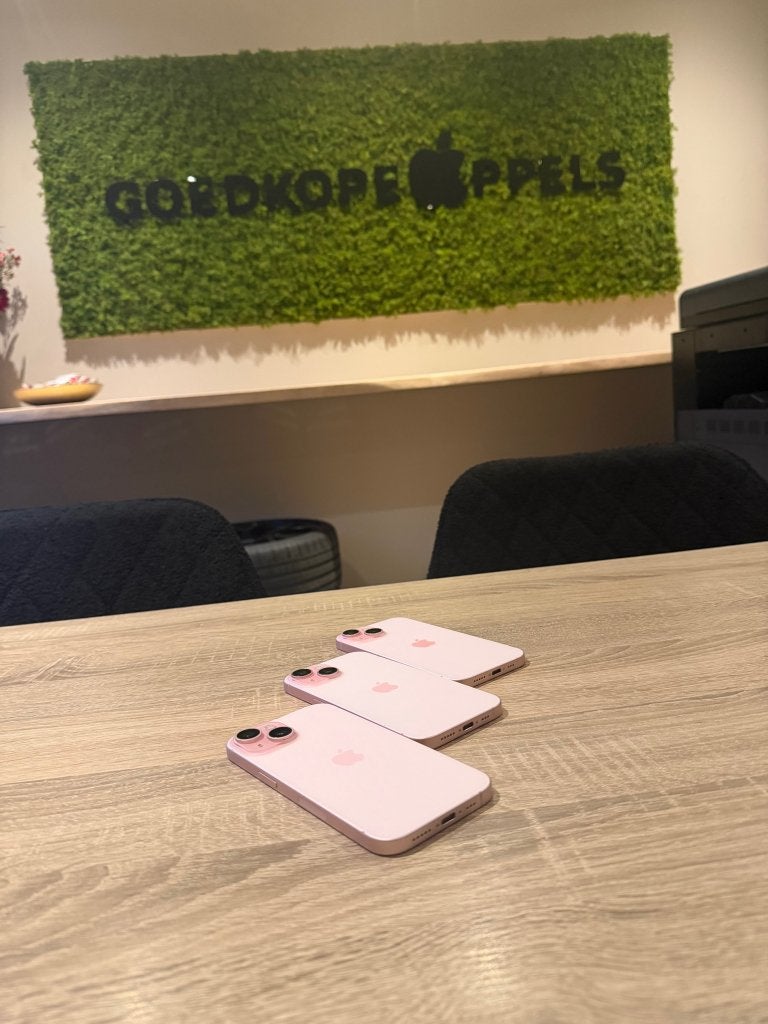 iPhone 15 128GB Roze | 100% accu, Ophalen, 128 GB, IPhone 15, Apple