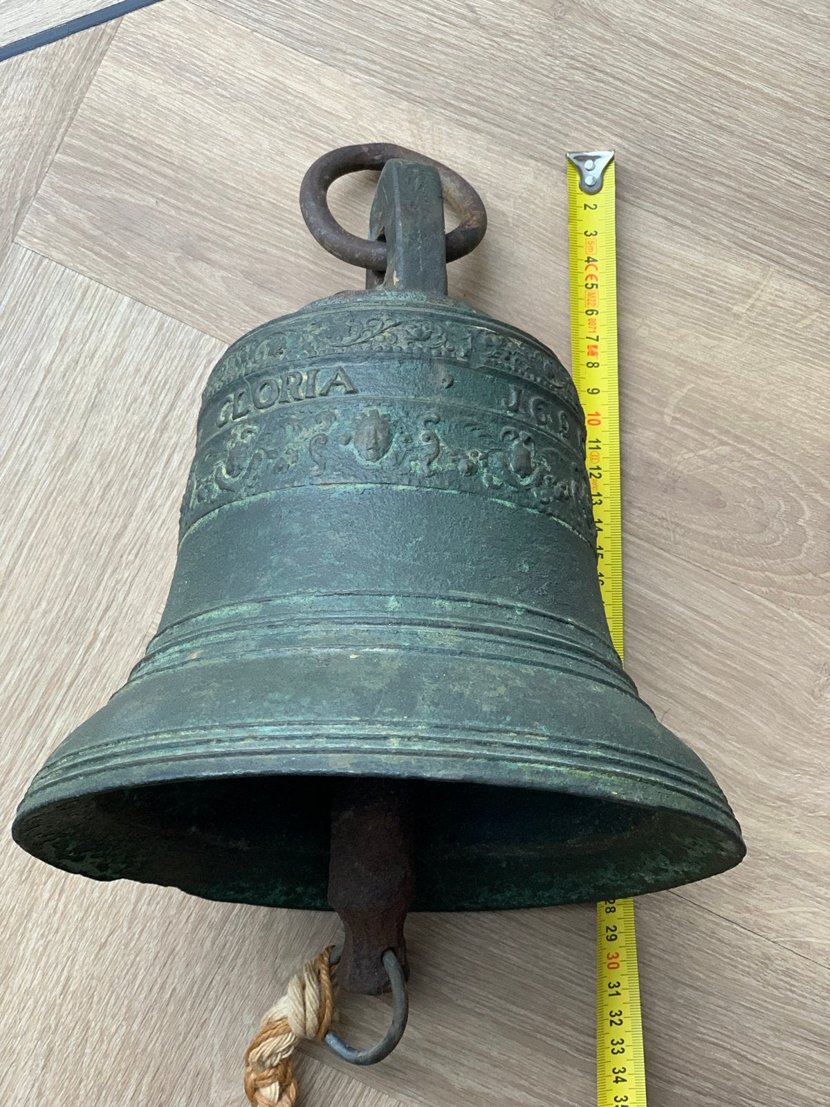 Antieke Bronzen Klok uit 1690 - Uniek Verzamelstuk, Antiek en Kunst, Ophalen