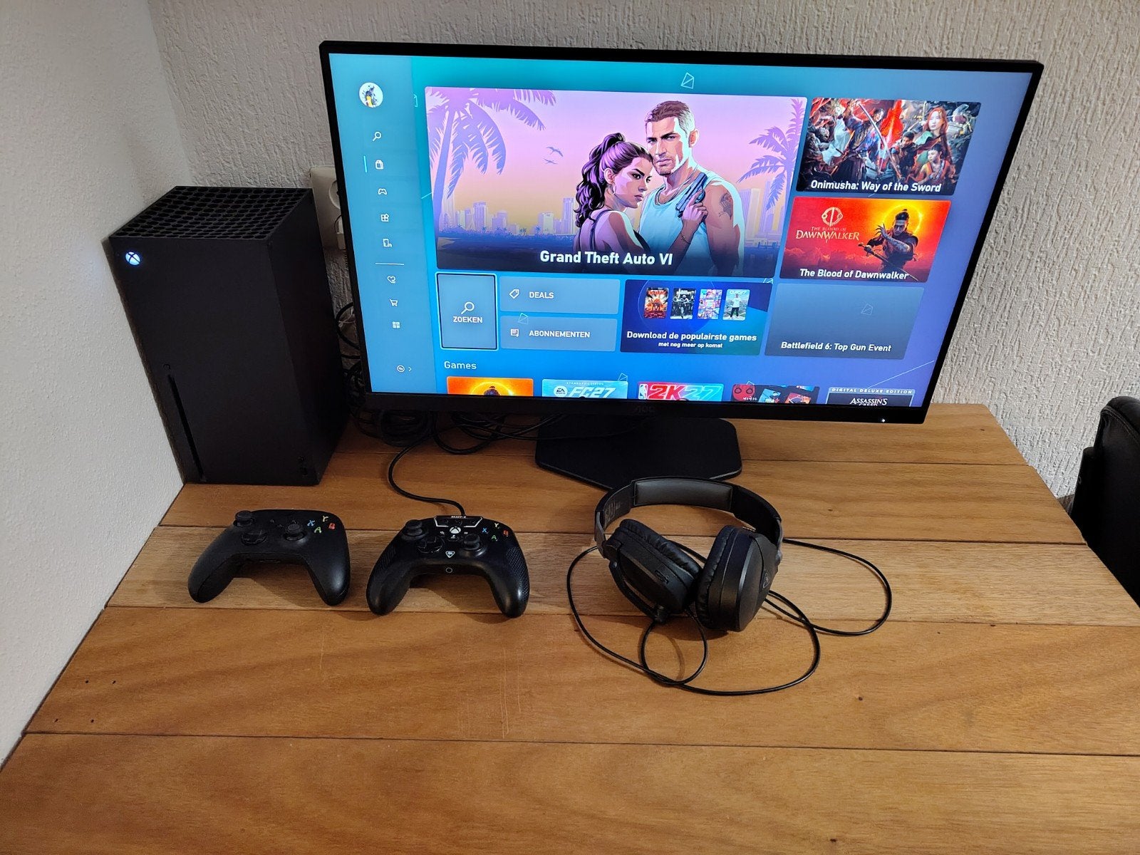 xbox series x setup inclusief aoc 180hz scherm, Spelcomputers en Games, Ophalen, Zo goed als nieuw, Xbox Series X
