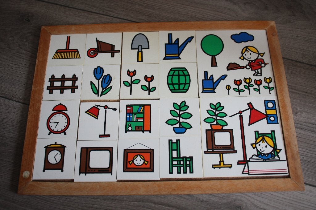 Rolf huis/tuin puzzel - ontwikkelingsmateriaal Montessori, Ophalen of Verzenden, Zo goed als nieuw, Puzzelen