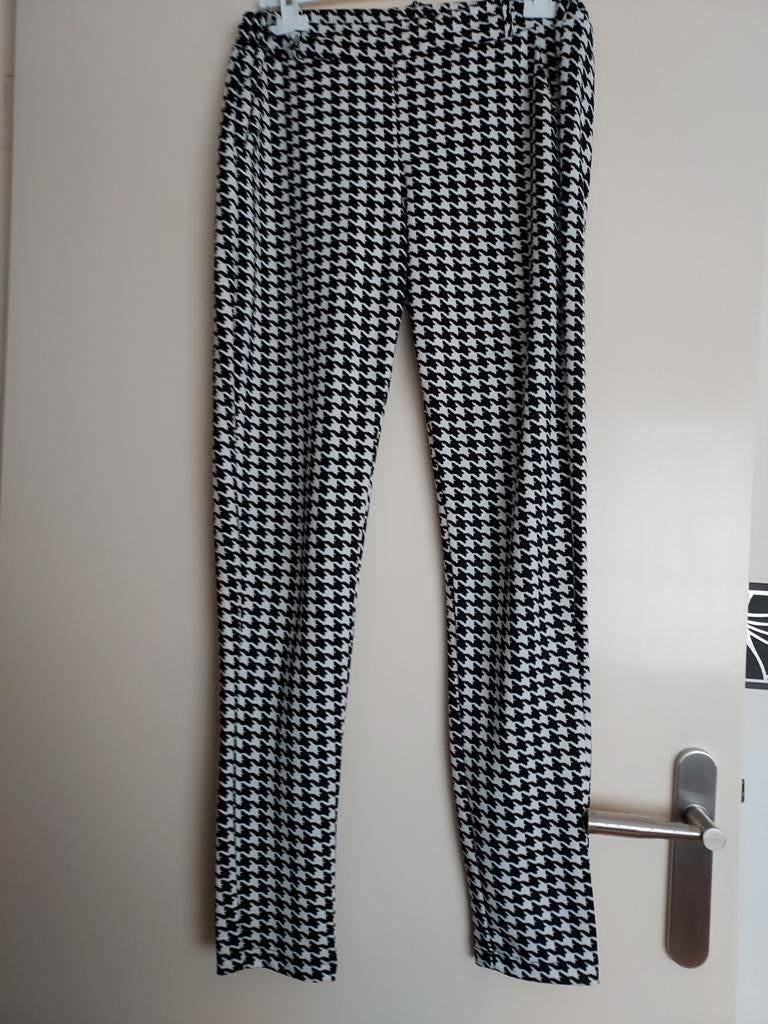 IZ NAIZ Zwart-witte Pied-de-poule broek Maat M, Zwart, Ophalen of Verzenden, Zo goed als nieuw, Lang