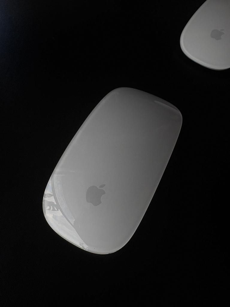 Apple Magic Mouse 2, Computers en Software, Muizen, Zo goed als nieuw, Ophalen of Verzenden