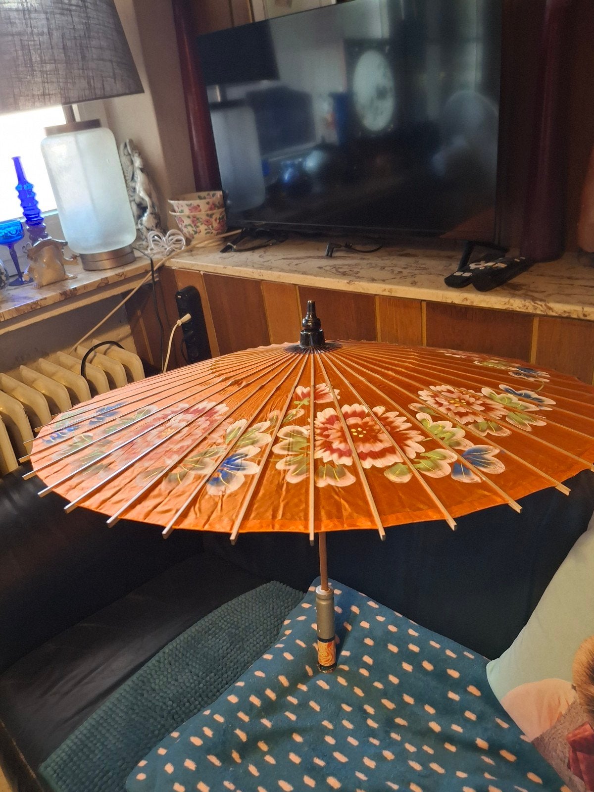Parasol  van zijde en bamboe gaaf handgeschilderd, Tuin en Terras, Ophalen of Verzenden, Zo goed als nieuw