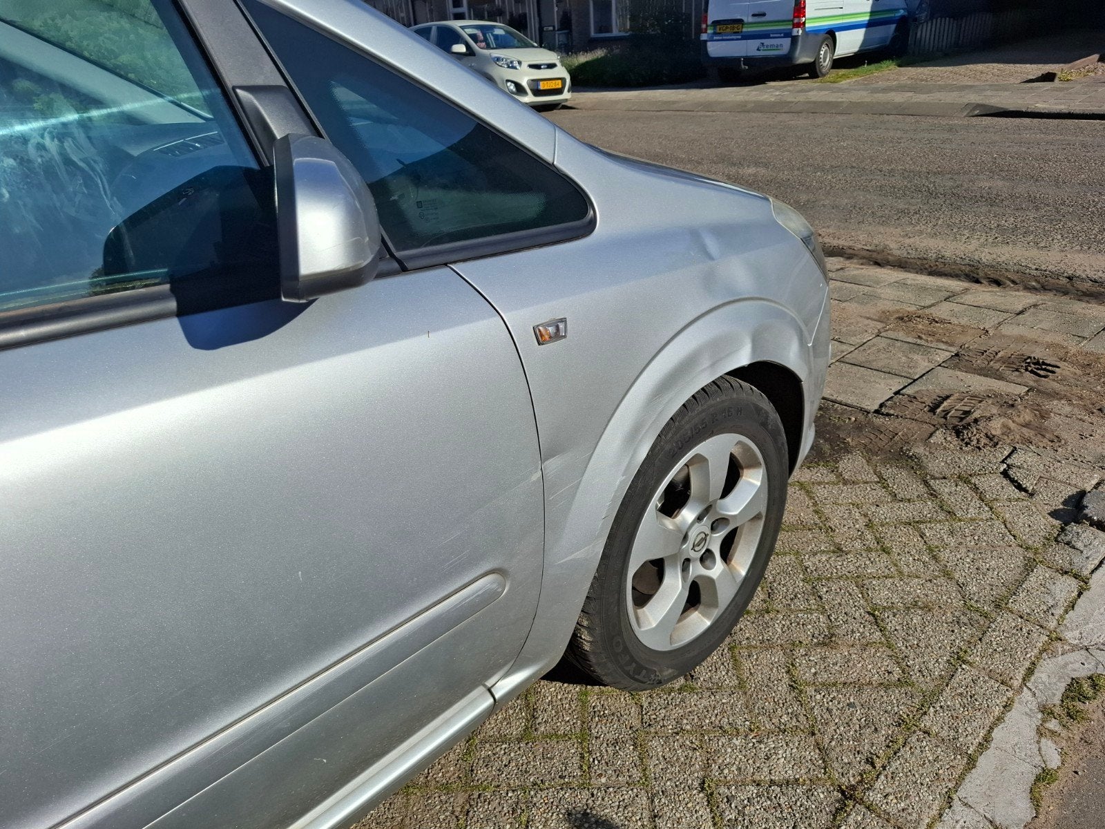 Opel Zafira 1.6 2005 Grijs, Auto's, Opel, Zafira, Benzine, B, MPV, Handgeschakeld, Origineel Nederlands, Zilver of Grijs, Voorwielaandrijving