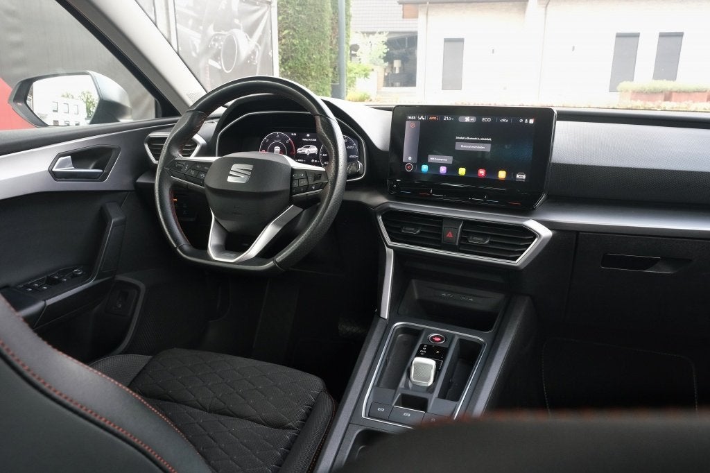 SEAT Leon 1.4 TSI eHy. PHEV FR Carplay (bj 2021, automaat), Auto's, Automaat, Stof, Gebruikt, Zwart
