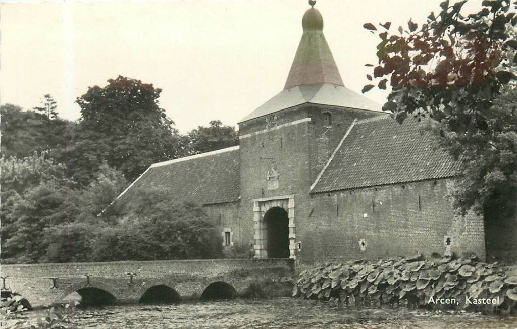 388-446-037 Arcen Kasteel, Verzenden, Voor 1920, Limburg