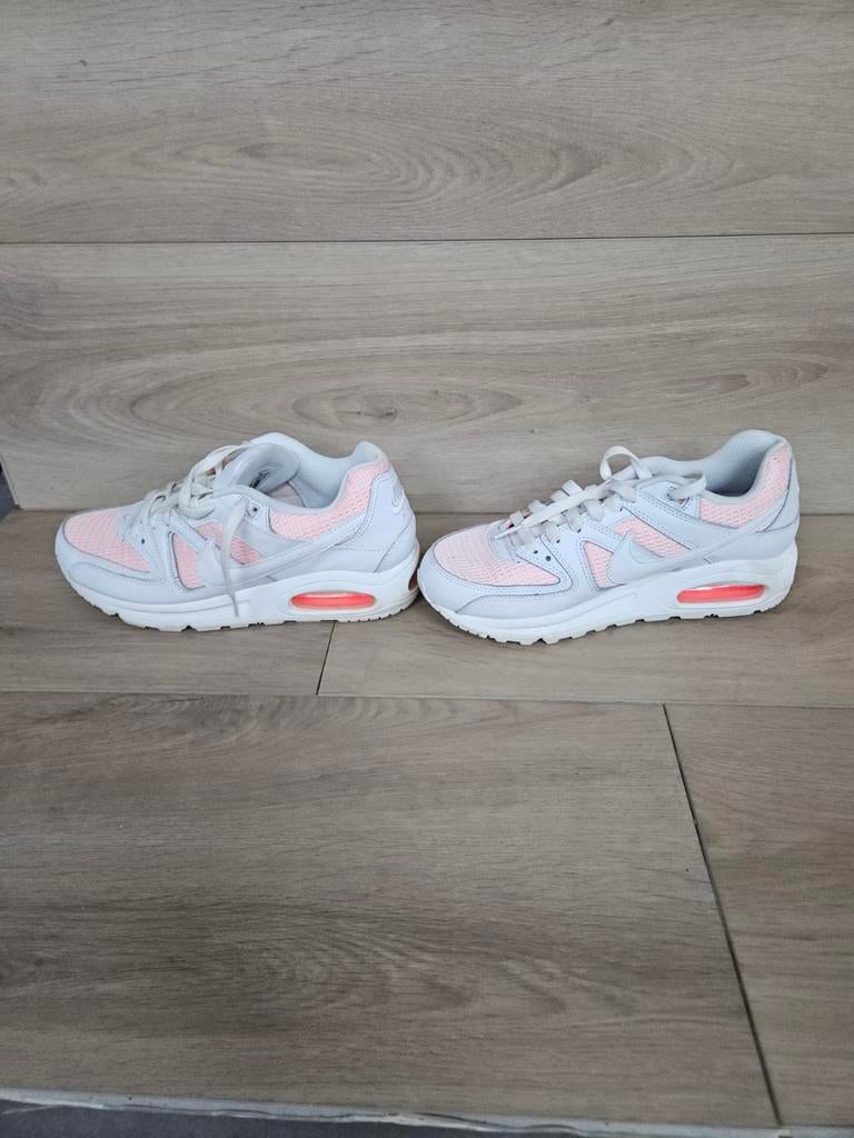 Nike air max command  schoenen, Ophalen of Verzenden, Zo goed als nieuw, Sneakers of Gympen