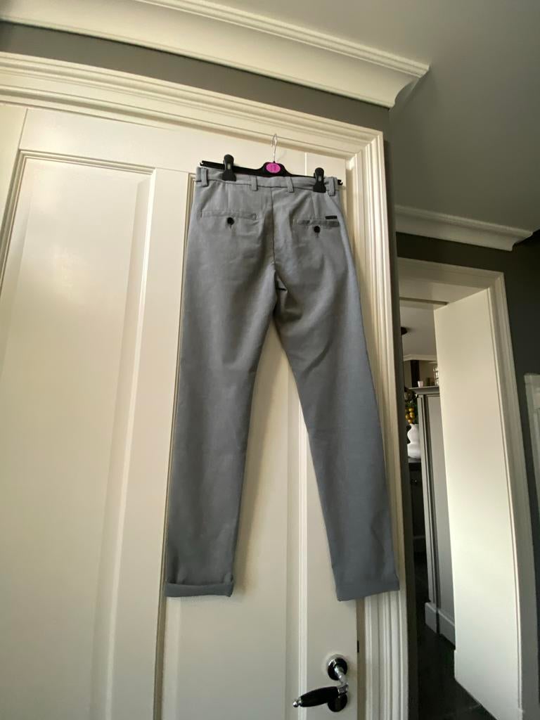 Jack & Jones pantalon slimfit maat 28/32, Ophalen of Verzenden, Zo goed als nieuw, Maat 46 (S) of kleiner, Grijs