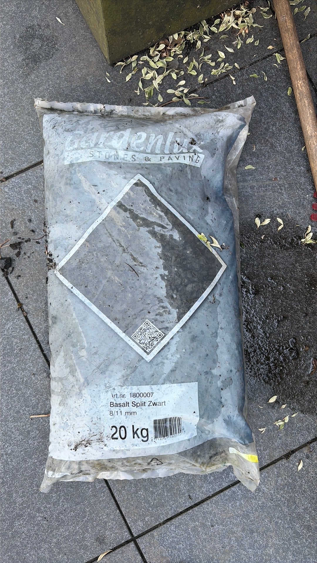 Gratis zak basalt split, Ophalen, Nieuw, Voegzand