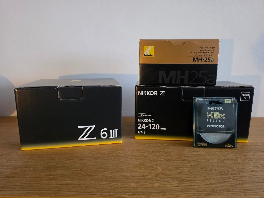 Nikon Z6 III met NIKKOR Z 24-120mm f/4 S lens, Audio, Tv en Foto, Ophalen, Bluetooth, 25 megapixels, Bodydop