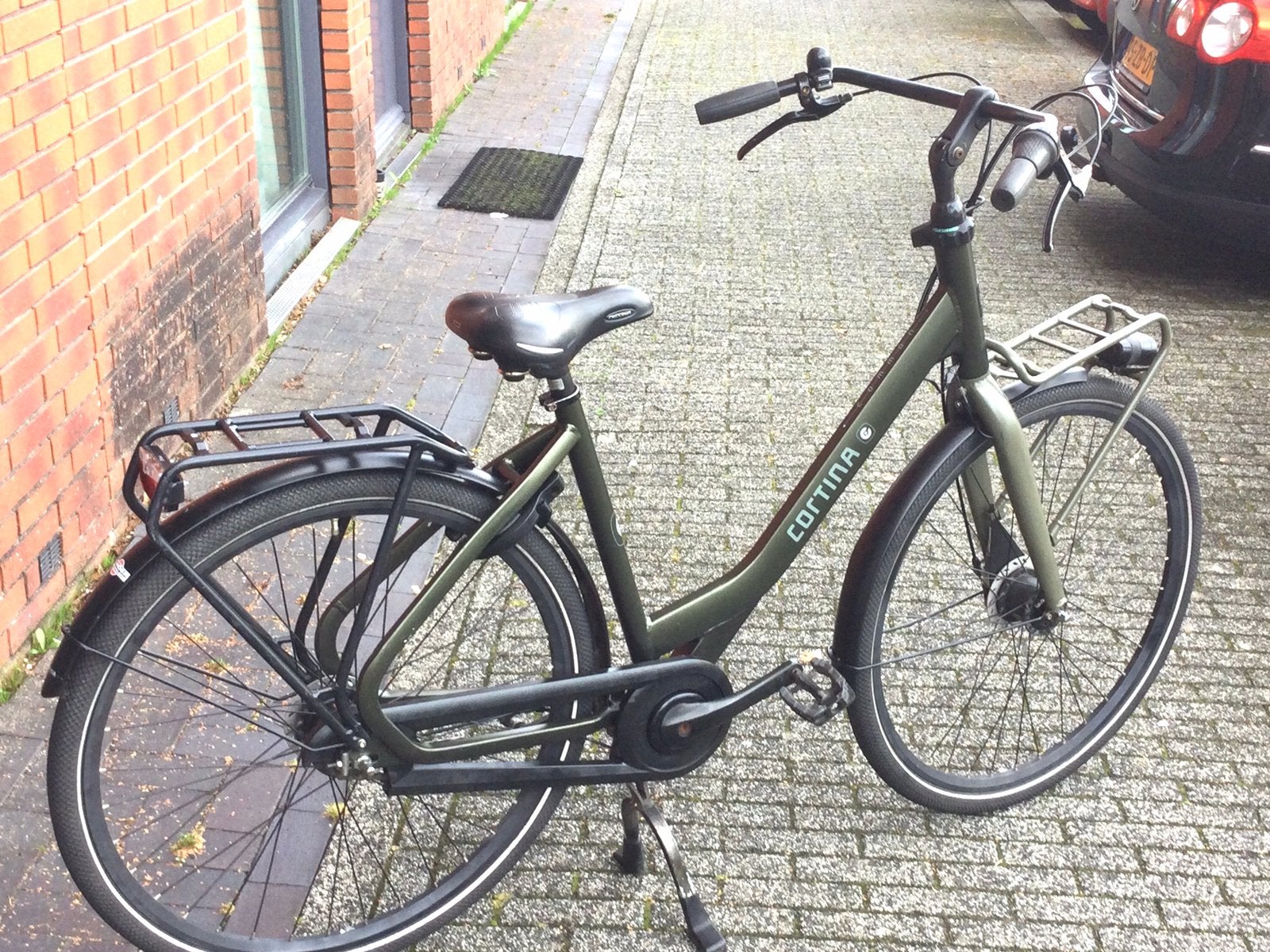 NETTE DAMESFIETS CORTINA COMMON 28 INCH, Overige merken, Versnellingen, Ophalen of Verzenden, Zo goed als nieuw