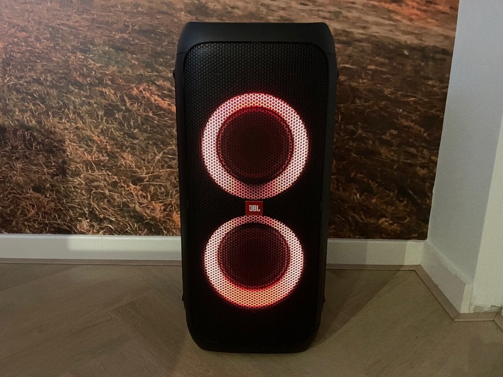 JBL 310 Partyboxen te huur, Hobby en Vrije tijd, Feestartikelen | Verhuur, Ophalen, Zo goed als nieuw, Overige
