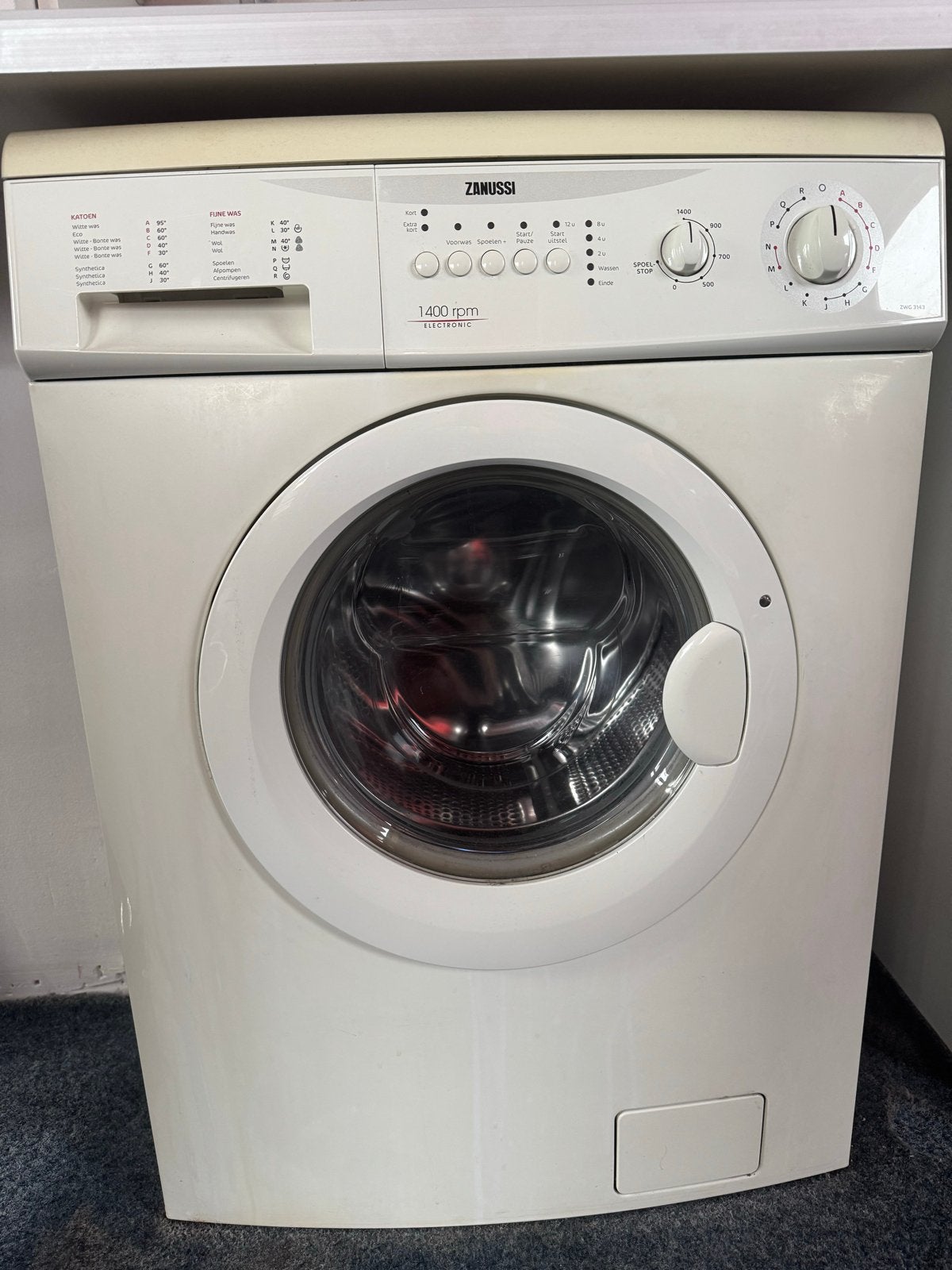 Zanussi ZWG 3143 Wasmachine - 1400 toeren, Ophalen, Gebruikt, Voorlader, 85 tot 90 cm