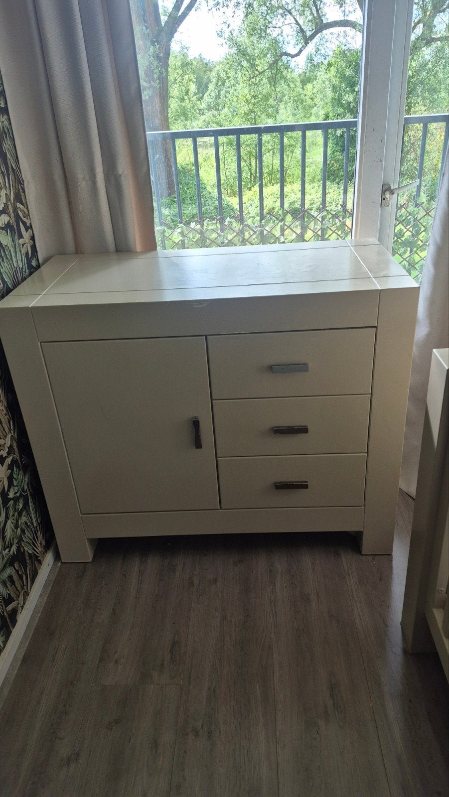Ledikant en commode met gebruikssporen, Ophalen, Gebruikt, Minder dan 140 cm, Minder dan 70 cm