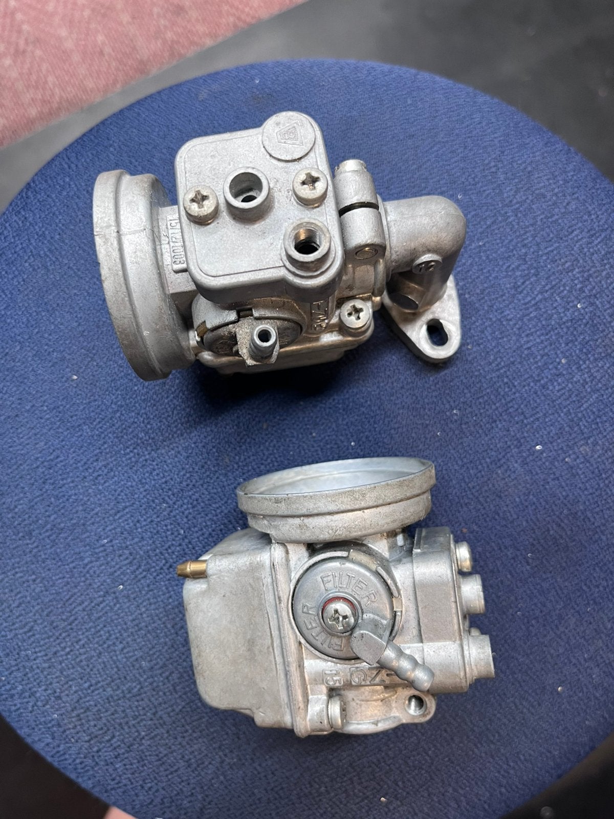 2 NOS 15 mm Bing Carburateurs met spruitstuk, Ophalen of Verzenden, Nieuw, Carburateur, Overige merken