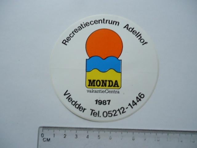 sticker oud Vledder Monda vakantie vintage Adelhof camping, Verzenden, Zo goed als nieuw, Bedrijf of Vereniging