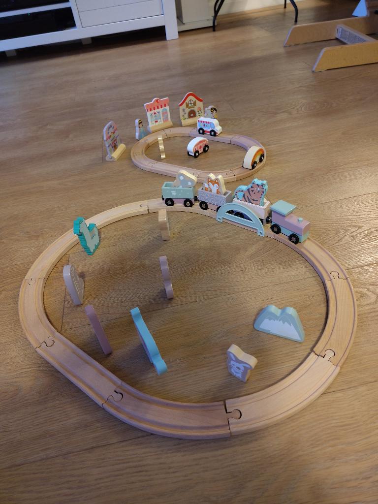 houten treinbaan, Kinderen en Baby's, Speelgoed | Houten speelgoed, Ophalen, Gebruikt, Overige typen