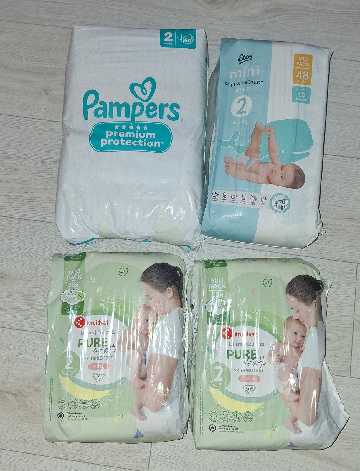 4x ongeopende Luiers Maat 2 (Pampers, Etos, Kruidvat) 184st., Ophalen, Nieuw