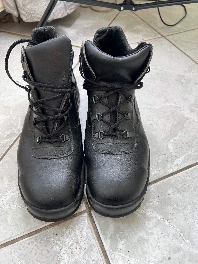 Gedragen paar Neskrid model 3 werkschoenen maat 47B, Kleding | Heren, Schoenen, Verzenden, Zwart, Neskrid, Werkschoenen