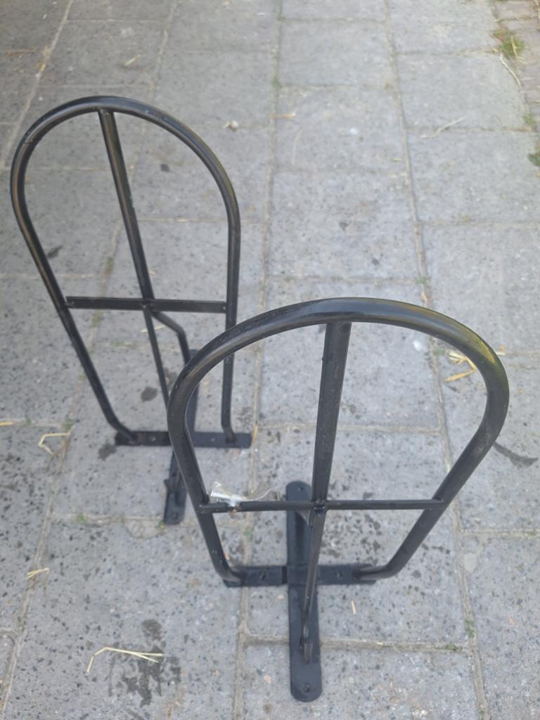 Zadelsteunen te koop 4 stuks, Ophalen, Zo goed als nieuw