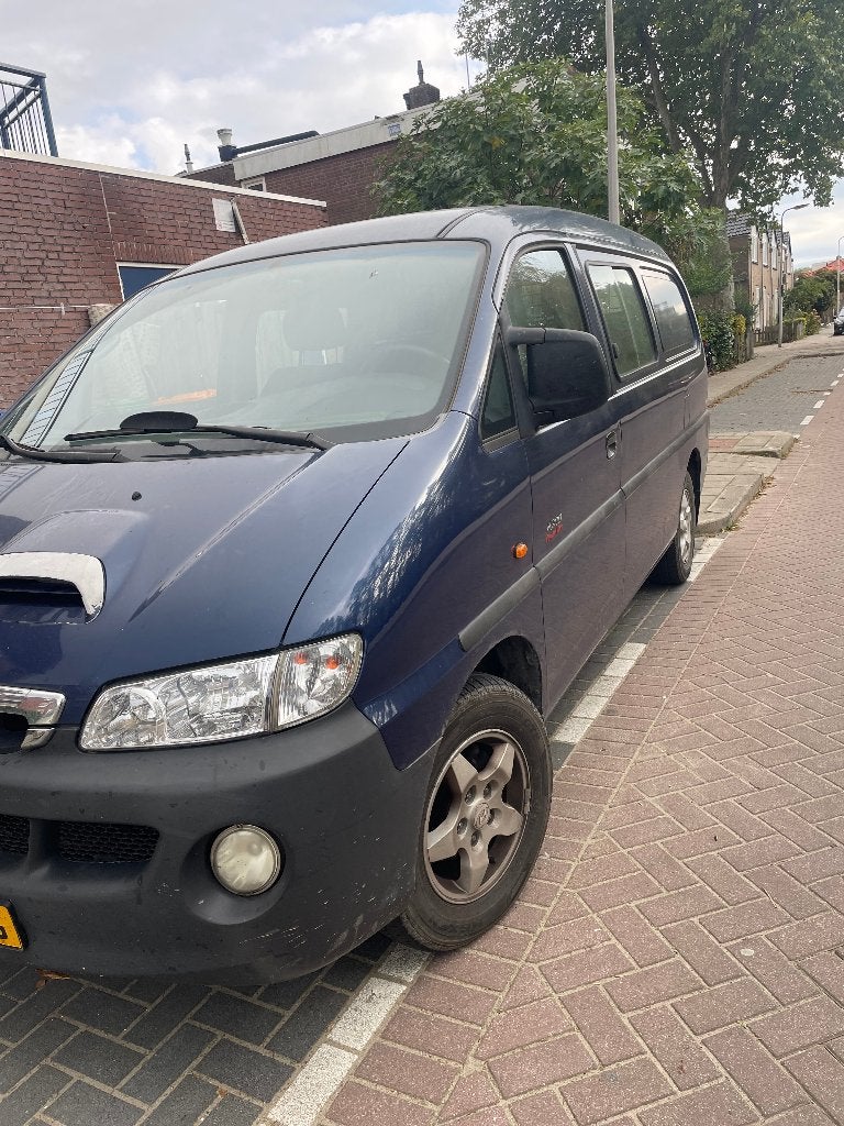 Hyundai H200 2.5 Crdi DC 2004, Auto's, Beige, 700 kg, Origineel Nederlands, Vierwielaandrijving