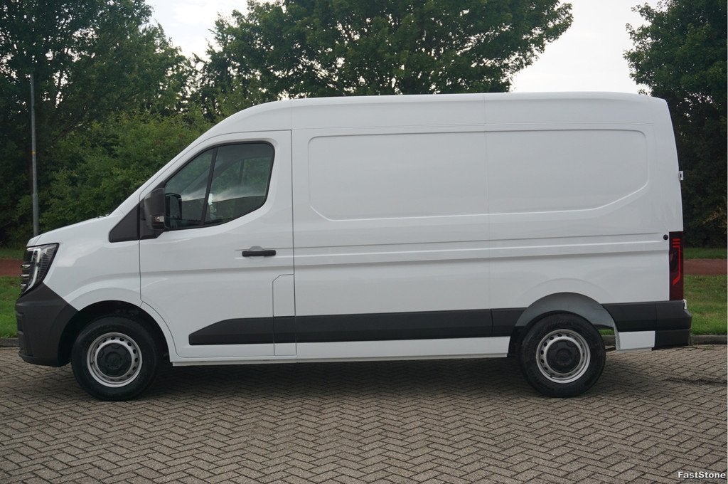 Nissan Interstar 3.5T 130PK N-Connecta L2H2 BPM VRIJ! 10" R-, 1998 cc, Gebruikt, 4 cilinders, Parkeersensor