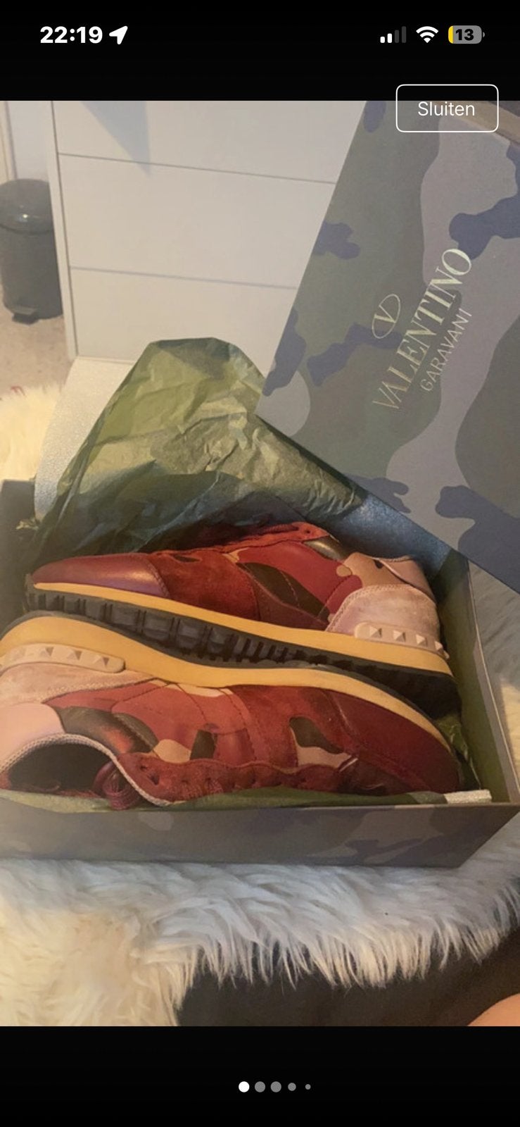 Valentino schoenen, Ophalen of Verzenden, Zo goed als nieuw, Rood, Sneakers of Gympen