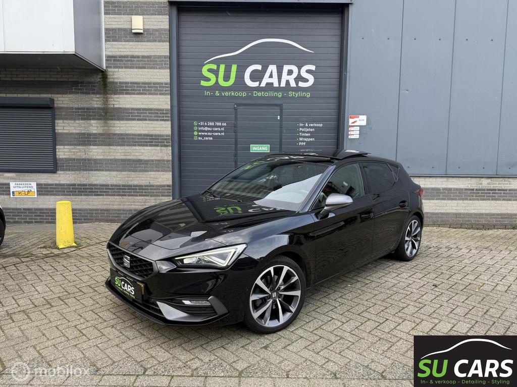 Seat Leon 1.5 eTSI FR NAP|PANO|Sensoren|ACC, Auto's, Seat, Stof, 4 cilinders, 150 pk, Zwart