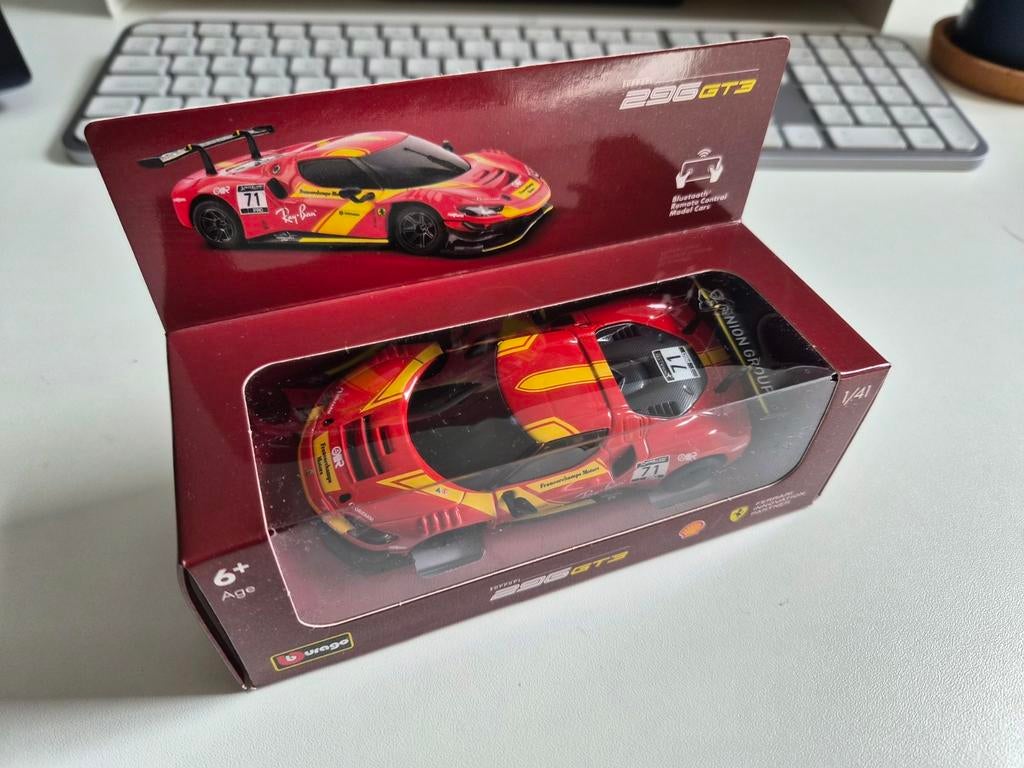 Ferrari 296 GT3 - Shell Racing Legends 1:41 - NIEUW & SEALED, Ophalen of Verzenden, Nieuw