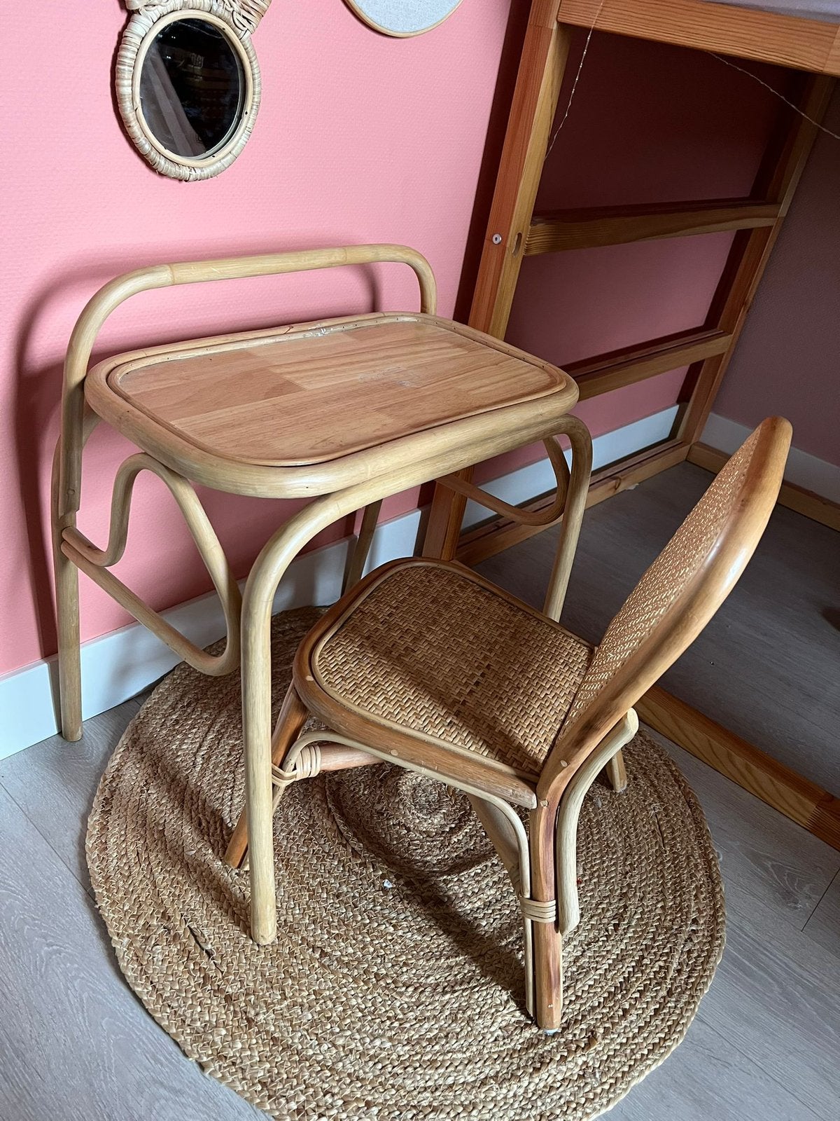 Rotan kaptafel/bureau peuter/kleuter, Kinderen en Baby's, Ophalen, Gebruikt, Tafel(s) en Stoel(en)
