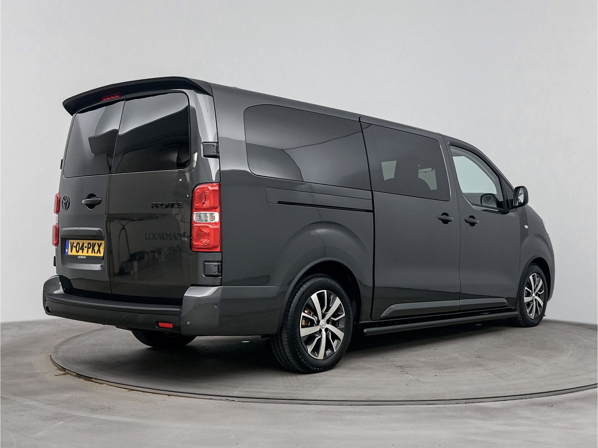 Toyota PROACE Electric Worker Professional Extra Range Long, Auto's, 136 pk, 339 km, 75 kWh, Zilver of Grijs