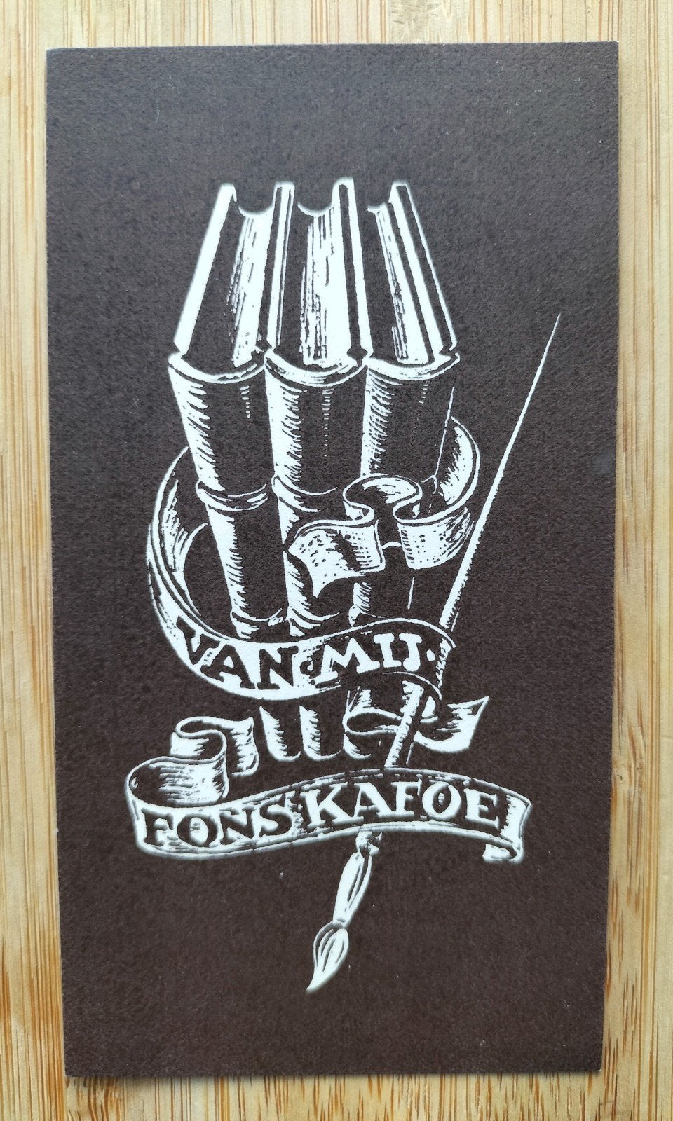 Exlibris Fons Kafoe (Ipse fecit) (penseel, rij boeken), 6 cm, 1900 - 1949, Ex libris, Ophalen of Verzenden