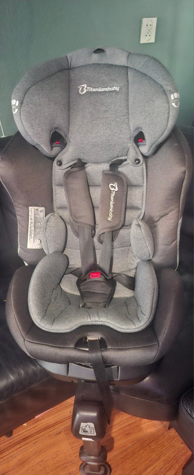 Titaniumbaby autostoel 0-36 kg met Isofix, Ophalen, Zo goed als nieuw, Overige merken, Isofix