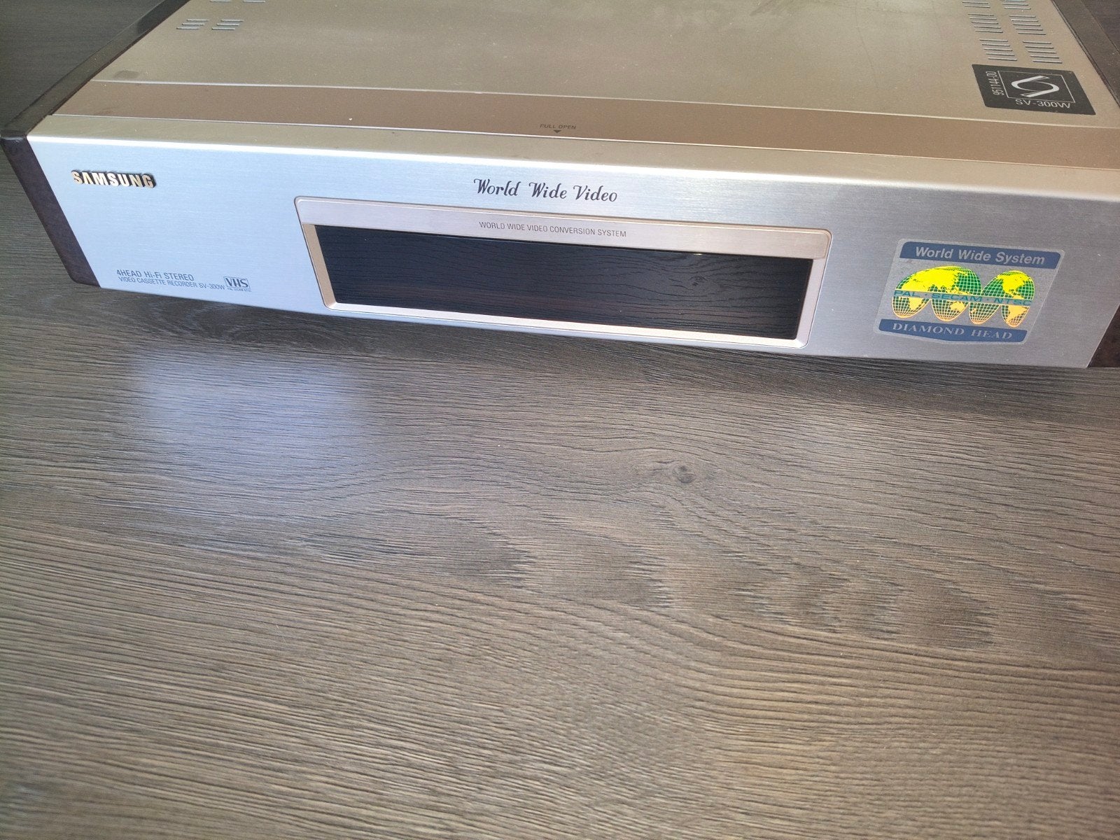 Samsung SV-300W Multi-systeem VHS Video Recorder & Converter, Ophalen of Verzenden, Gebruikt, VHS-speler of -recorder