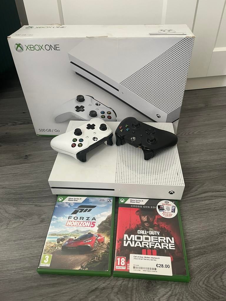 Xbox One S 2TB + 2 Controllers + 2 Games + 2TB Opslag, Spelcomputers en Games, Spelcomputers | Xbox One, Zo goed als nieuw, Xbox One S