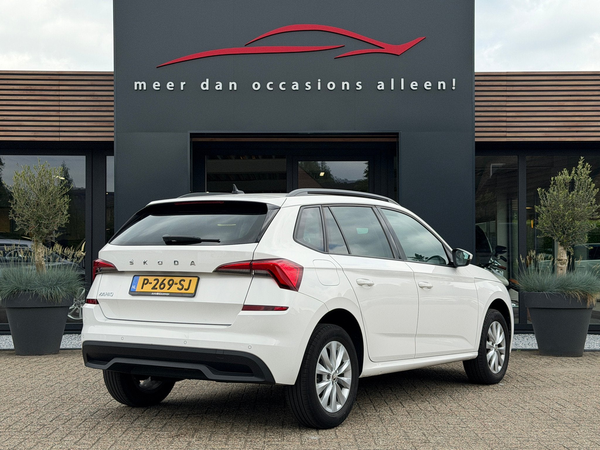 Skoda Kamiq 1.0 TSI 110pk Greentech Business Edition, Gebruikt, Euro 6, 610 kg, Origineel Nederlands