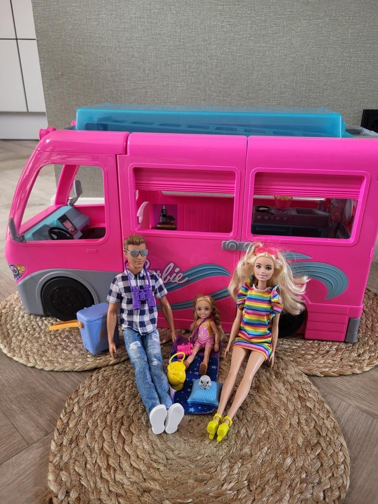 Barbie Droomcamper met glijbaan, zwembad en 3 poppen, Ophalen, Barbie