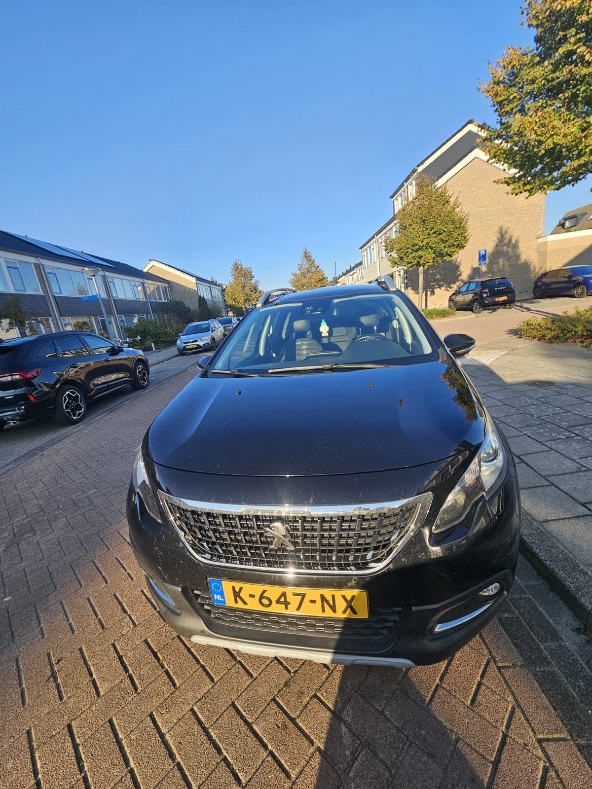 Peugeot 2008 1.2 VTI 81KW Eat6 2018 Zwart, 1250 kg, 1199 cc, 610 kg, Zwart