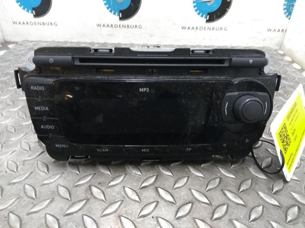 SEAT IBIZA RADIO 2010, Auto-onderdelen, Ophalen of Verzenden, Gebruikt, Stiba lid