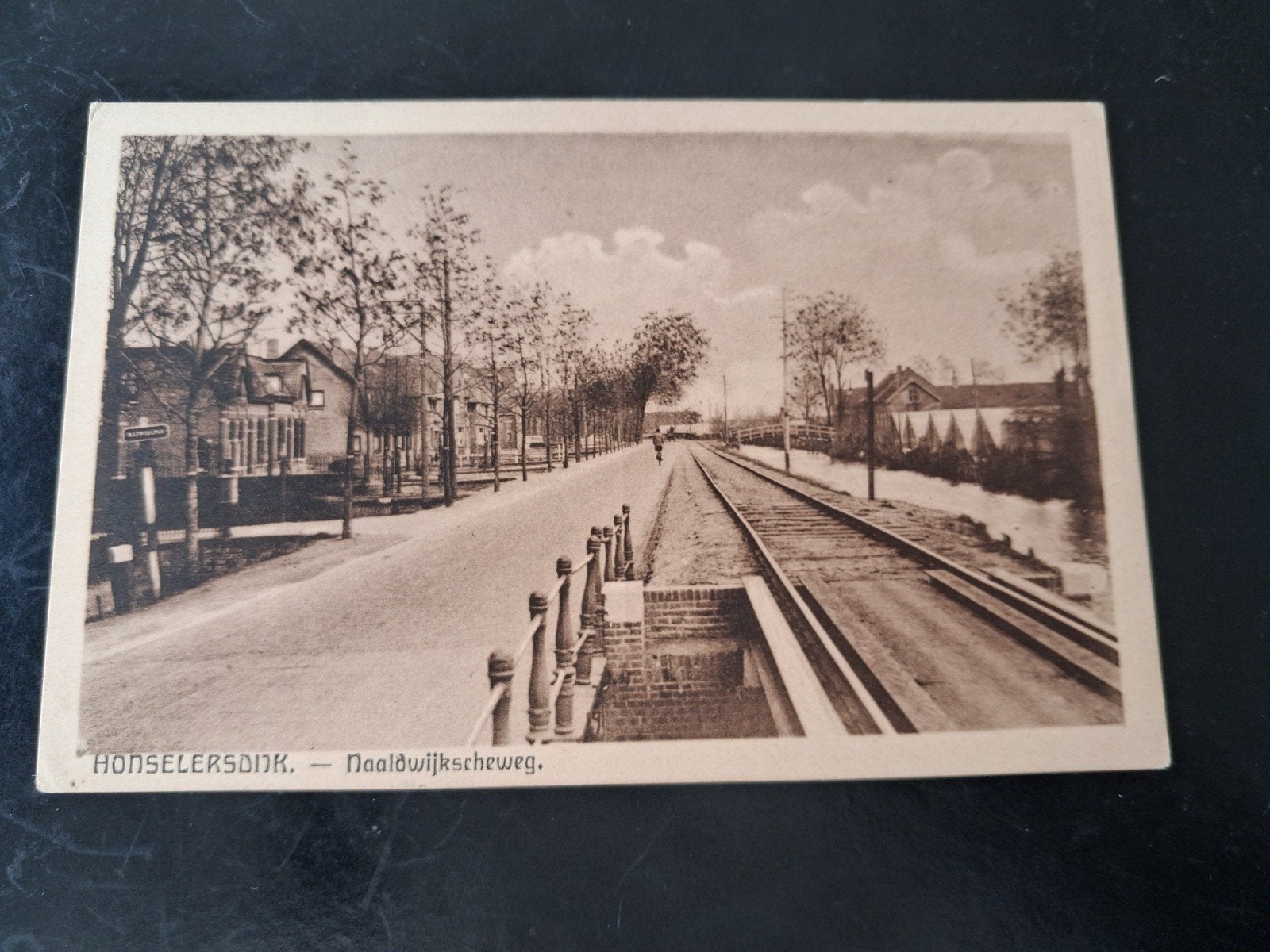 Prachtige oude ansichtkaart van Honselersdijk, Verzamelen, Ophalen of Verzenden