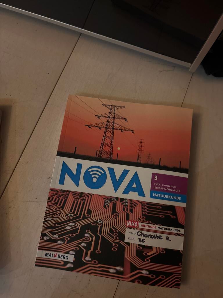 Nova Natuurkunde 3 VWO/Gymnasium leeropdrachtenboek, Ophalen of Verzenden, Gelezen, VWO, Natuurkunde