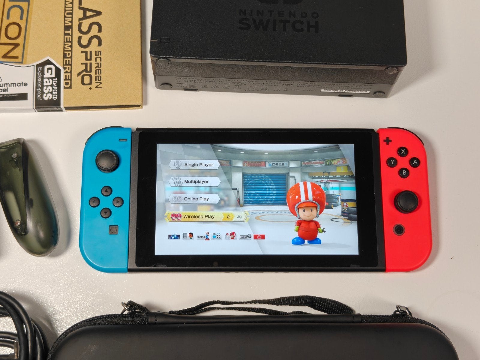 Nintendo Switch V2 met Mario kart 8 Deluxe, Switch 2019 Upgrade, Nintendo switch, Met 2 controllers, Ophalen of Verzenden