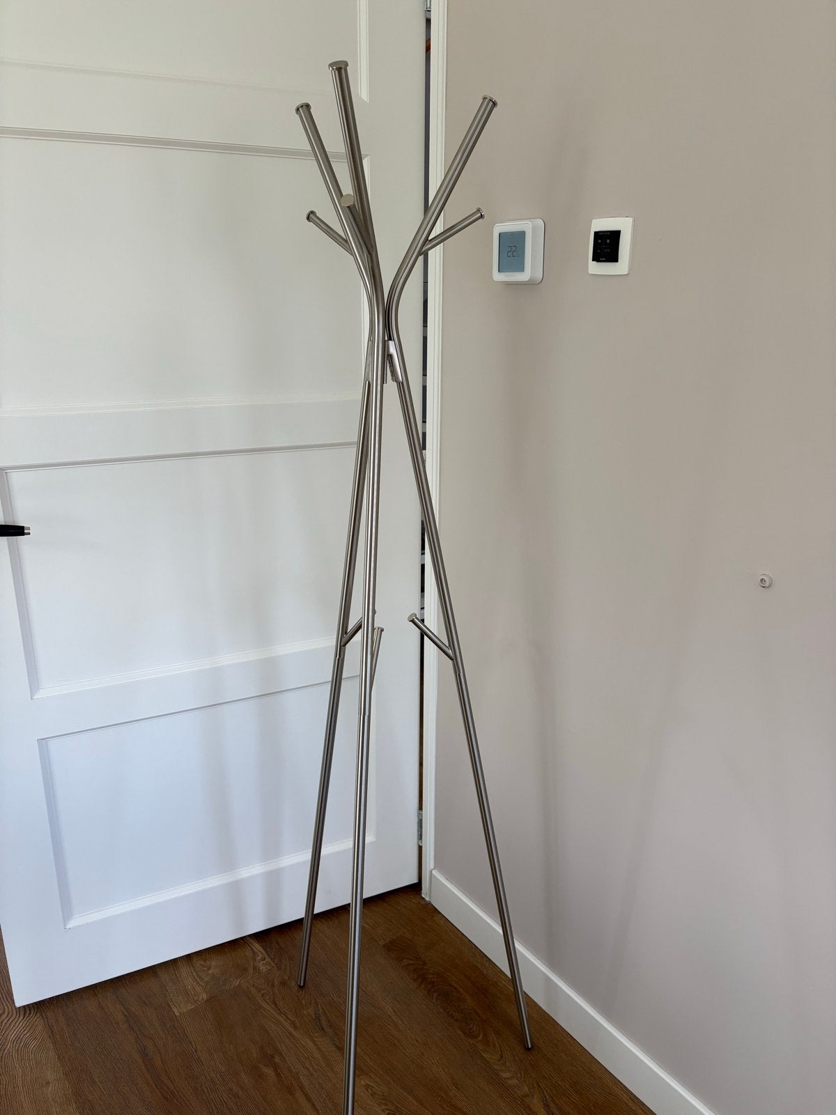 IKEA Ekrar staande kapstok - zo goed als nieuw, Huis en Inrichting, Woonaccessoires | Kapstokken, Ophalen, Zo goed als nieuw, Metaal